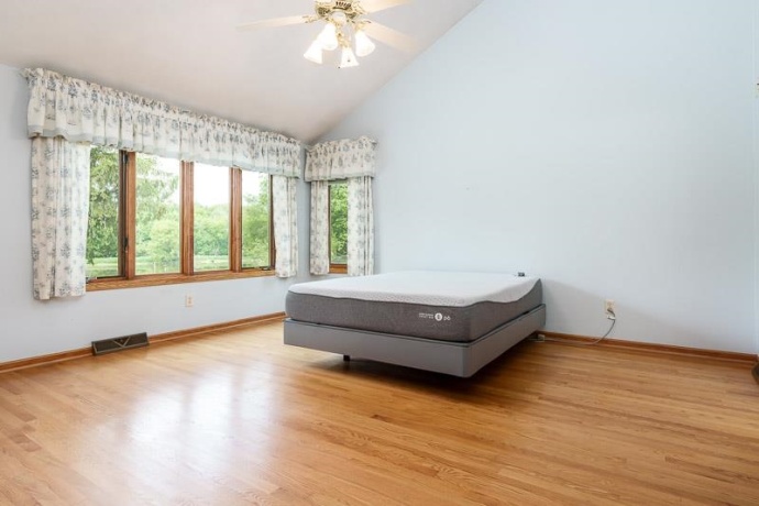 215 Shore, ROCKTON, Illinois 61072, 3 Bedrooms Bedrooms, ,2 BathroomsBathrooms,House,For Sale,Shore,202603254
