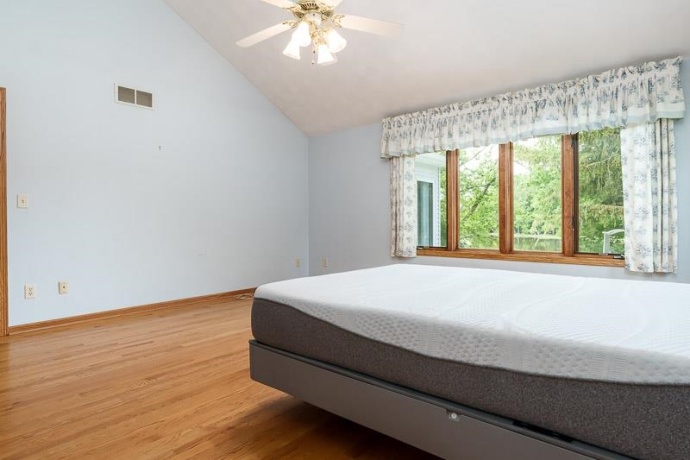215 Shore, ROCKTON, Illinois 61072, 3 Bedrooms Bedrooms, ,2 BathroomsBathrooms,House,For Sale,Shore,202603254