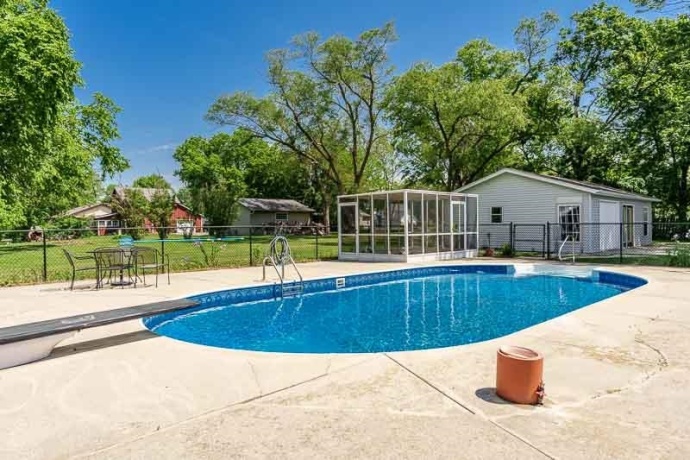 215 Shore, ROCKTON, Illinois 61072, 3 Bedrooms Bedrooms, ,2 BathroomsBathrooms,House,For Sale,Shore,202603254