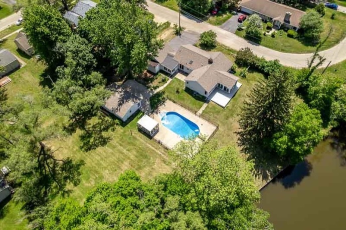 215 Shore, ROCKTON, Illinois 61072, 3 Bedrooms Bedrooms, ,2 BathroomsBathrooms,House,For Sale,Shore,202603254