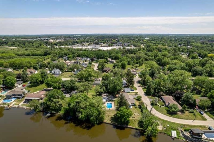 215 Shore, ROCKTON, Illinois 61072, 3 Bedrooms Bedrooms, ,2 BathroomsBathrooms,House,For Sale,Shore,202603254