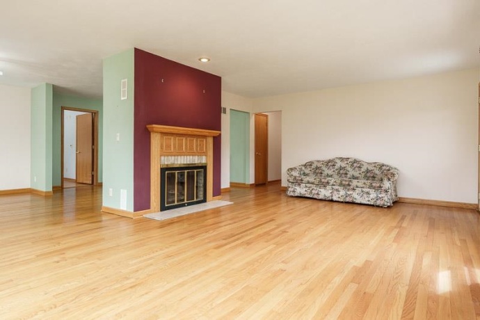 215 Shore, ROCKTON, Illinois 61072, 3 Bedrooms Bedrooms, ,2 BathroomsBathrooms,House,For Sale,Shore,202603254