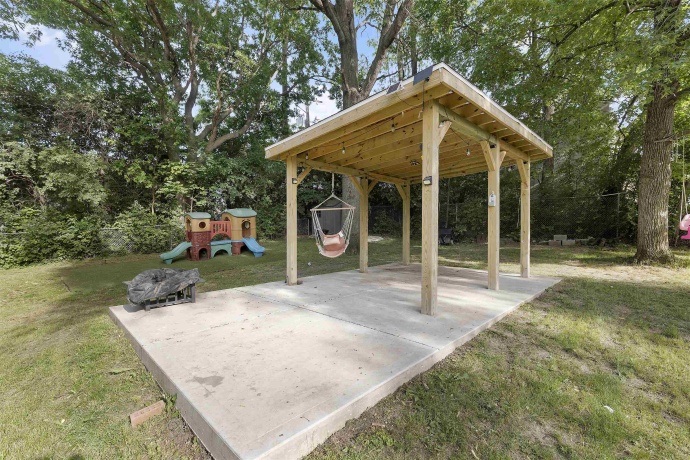 123 Dawn, ROCKFORD, Illinois 61107, 3 Bedrooms Bedrooms, ,2 BathroomsBathrooms,House,For Sale,Dawn,202603256