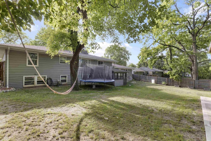 123 Dawn, ROCKFORD, Illinois 61107, 3 Bedrooms Bedrooms, ,2 BathroomsBathrooms,House,For Sale,Dawn,202603256