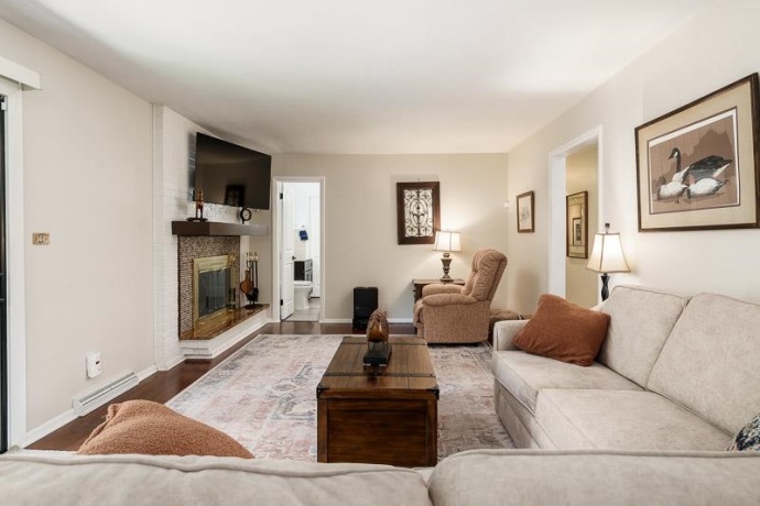2734 Edgewood, ROCKFORD, Illinois 61114, 3 Bedrooms Bedrooms, ,2 BathroomsBathrooms,House,For Sale,Edgewood,202603257