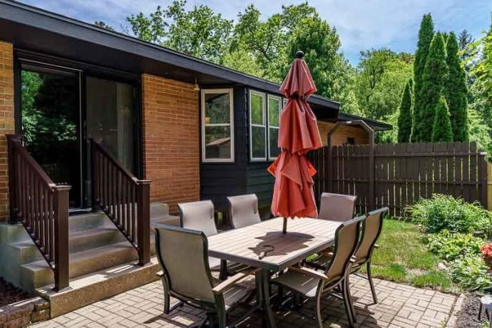 2734 Edgewood, ROCKFORD, Illinois 61114, 3 Bedrooms Bedrooms, ,2 BathroomsBathrooms,House,For Sale,Edgewood,202603257