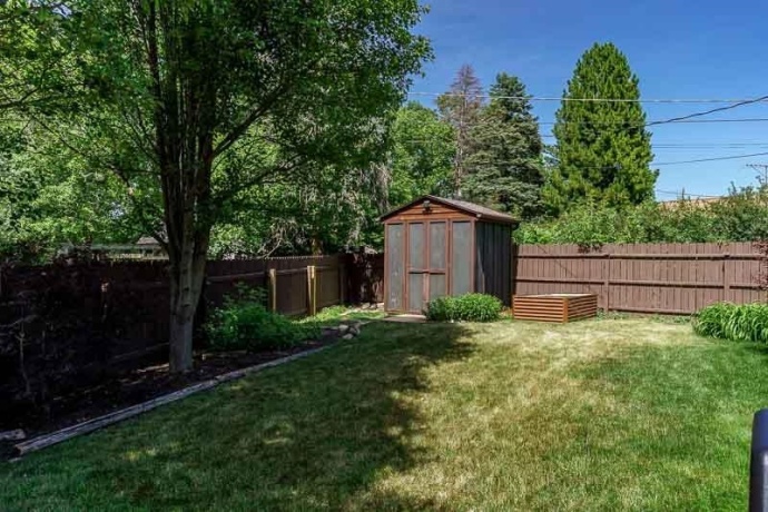 2734 Edgewood, ROCKFORD, Illinois 61114, 3 Bedrooms Bedrooms, ,2 BathroomsBathrooms,House,For Sale,Edgewood,202603257