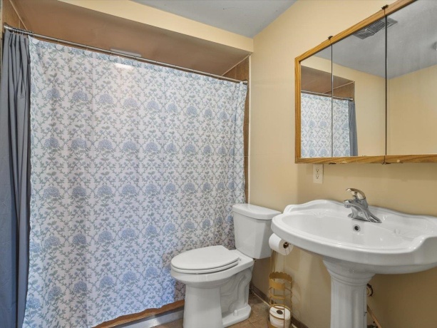 7423 Cadet, MACHESNEY PARK, Illinois 61115, 3 Bedrooms Bedrooms, ,1 BathroomBathrooms,House,For Sale,Cadet,202603259