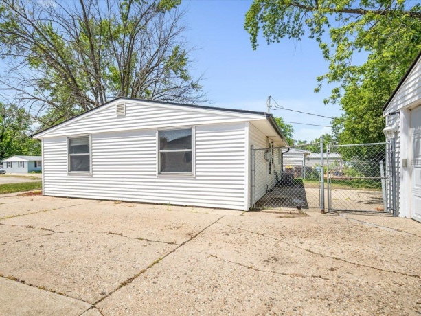 7423 Cadet, MACHESNEY PARK, Illinois 61115, 3 Bedrooms Bedrooms, ,1 BathroomBathrooms,House,For Sale,Cadet,202603259