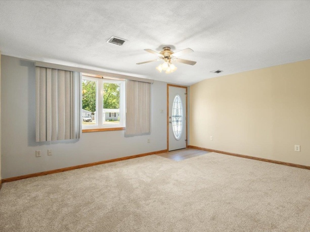 7423 Cadet, MACHESNEY PARK, Illinois 61115, 3 Bedrooms Bedrooms, ,1 BathroomBathrooms,House,For Sale,Cadet,202603259