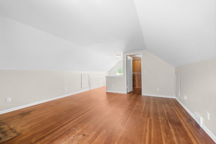 552 River, LOVES PARK, Illinois 61111, 3 Bedrooms Bedrooms, ,2 BathroomsBathrooms,House,For Sale,River,202603260