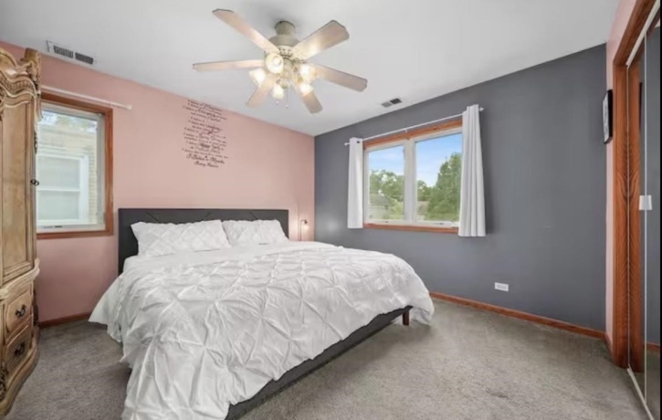5304 New England, CHICAGO, Illinois 60638, 5 Bedrooms Bedrooms, ,3 BathroomsBathrooms,House,For Sale,New England,202603263