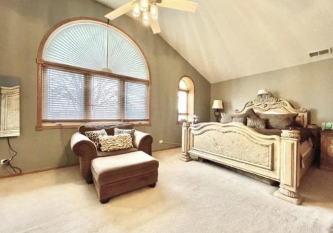 5304 New England, CHICAGO, Illinois 60638, 5 Bedrooms Bedrooms, ,3 BathroomsBathrooms,House,For Sale,New England,202603263