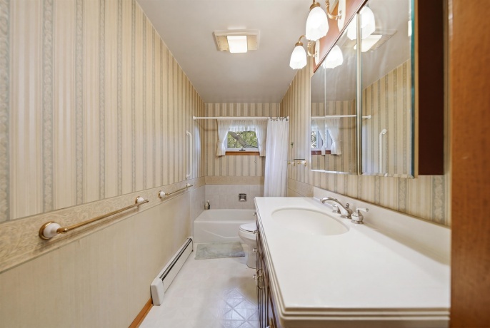 612 Humphrey, ROCK FALLS, Illinois 61071, 3 Bedrooms Bedrooms, ,1 BathroomBathrooms,House,For Sale,Humphrey,202603266