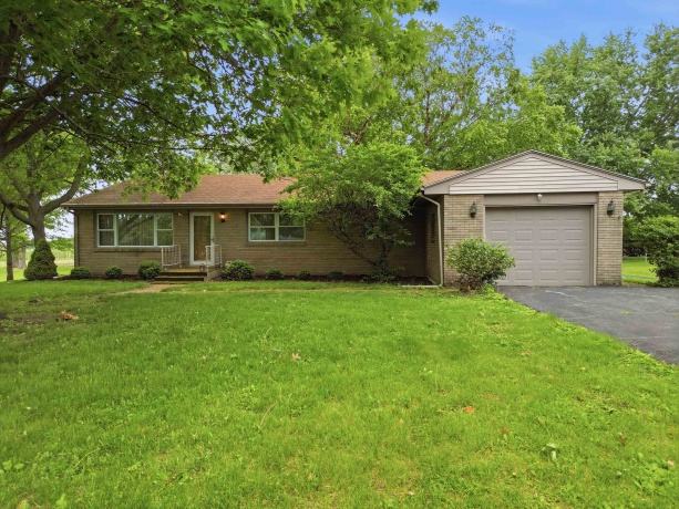 612 Humphrey, ROCK FALLS, Illinois 61071, 3 Bedrooms Bedrooms, ,1 BathroomBathrooms,House,For Sale,Humphrey,202603266