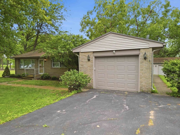612 Humphrey, ROCK FALLS, Illinois 61071, 3 Bedrooms Bedrooms, ,1 BathroomBathrooms,House,For Sale,Humphrey,202603266