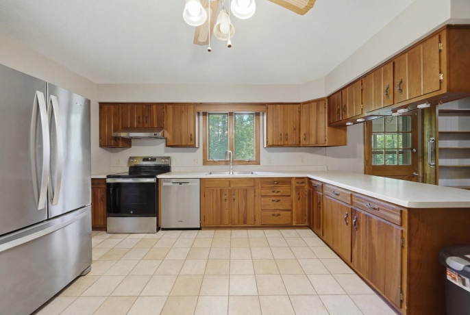 7261 Ridge, DIXON, Illinois 61021, 3 Bedrooms Bedrooms, ,2 BathroomsBathrooms,House,For Sale,Ridge,202603267