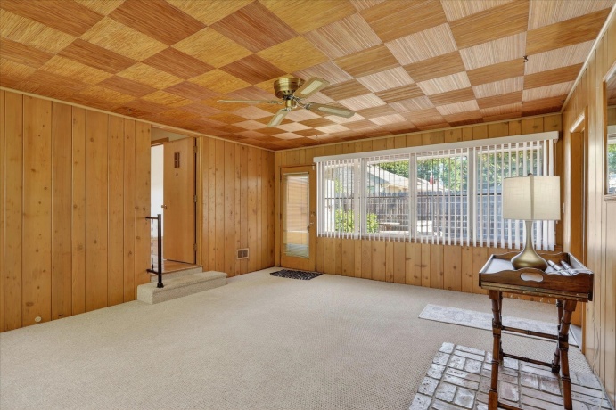3104 Pioneer, ROCKFORD, Illinois 61107, 3 Bedrooms Bedrooms, ,2 BathroomsBathrooms,House,For Sale,Pioneer,202603269