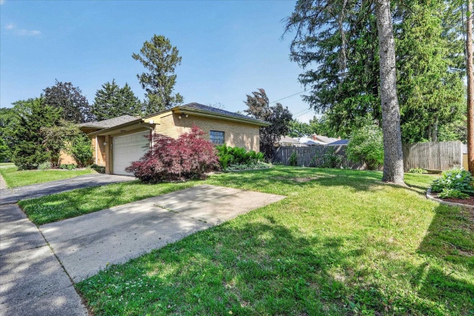 3104 Pioneer, ROCKFORD, Illinois 61107, 3 Bedrooms Bedrooms, ,2 BathroomsBathrooms,House,For Sale,Pioneer,202603269