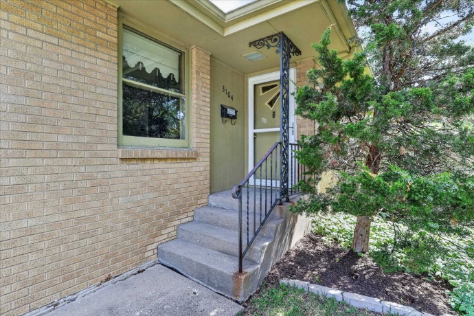 3104 Pioneer, ROCKFORD, Illinois 61107, 3 Bedrooms Bedrooms, ,2 BathroomsBathrooms,House,For Sale,Pioneer,202603269