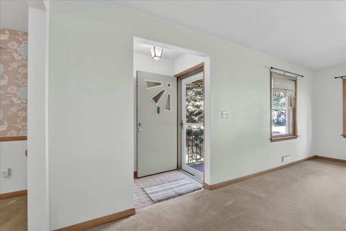 3104 Pioneer, ROCKFORD, Illinois 61107, 3 Bedrooms Bedrooms, ,2 BathroomsBathrooms,House,For Sale,Pioneer,202603269