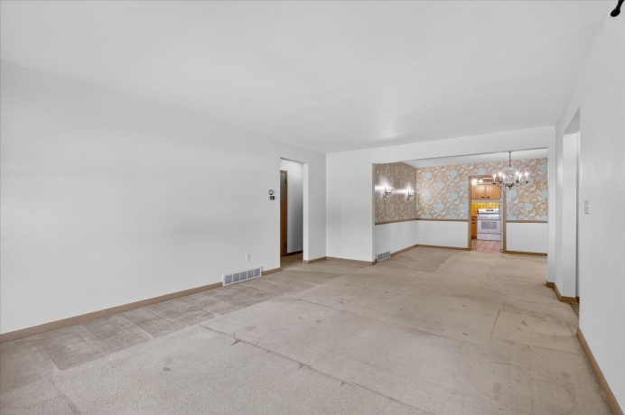 3104 Pioneer, ROCKFORD, Illinois 61107, 3 Bedrooms Bedrooms, ,2 BathroomsBathrooms,House,For Sale,Pioneer,202603269