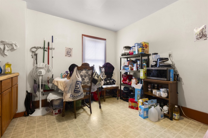 251 Homer, FREEPORT, Illinois 61032, ,2 Units,For Sale,Homer,202603270