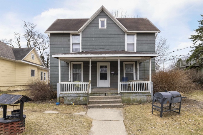 251 Homer, FREEPORT, Illinois 61032, ,2 Units,For Sale,Homer,202603270