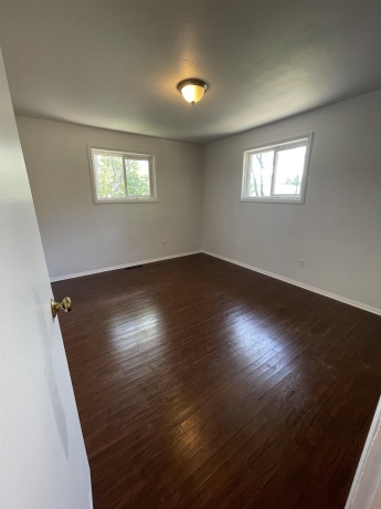 2910 Chatham Ln., ROCKFORD, Illinois 61101, ,3 - 4 Units,For Sale,Chatham Ln.,202603272
