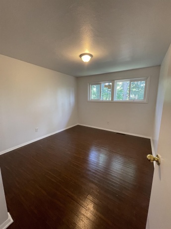 2910 Chatham Ln., ROCKFORD, Illinois 61101, ,3 - 4 Units,For Sale,Chatham Ln.,202603272