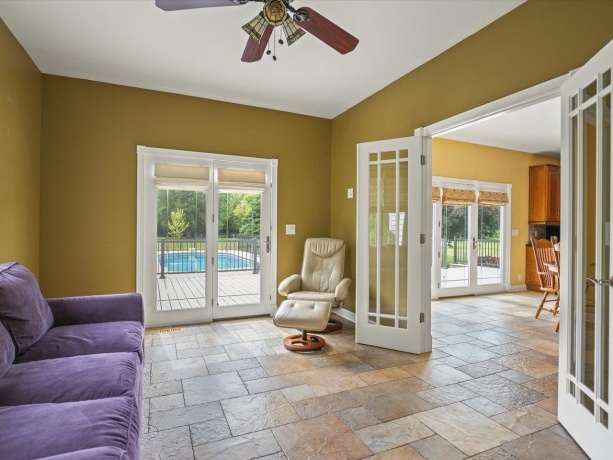 1 GLEN ABBEY, ROCKFORD, Illinois 61107, 3 Bedrooms Bedrooms, ,2 BathroomsBathrooms,House,For Sale,GLEN ABBEY,202603271