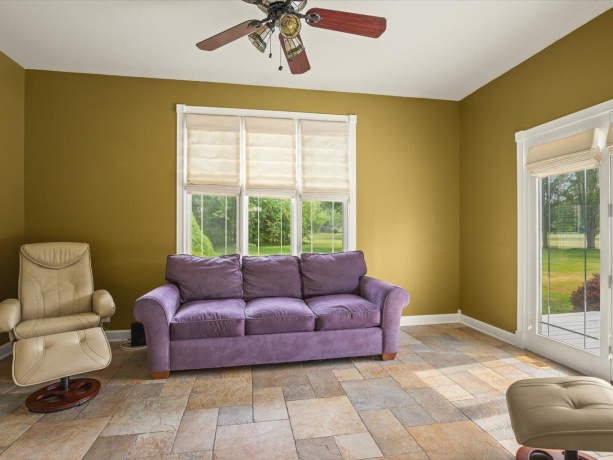 1 GLEN ABBEY, ROCKFORD, Illinois 61107, 3 Bedrooms Bedrooms, ,2 BathroomsBathrooms,House,For Sale,GLEN ABBEY,202603271
