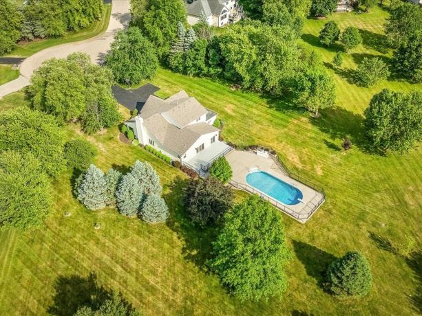 1 GLEN ABBEY, ROCKFORD, Illinois 61107, 3 Bedrooms Bedrooms, ,2 BathroomsBathrooms,House,For Sale,GLEN ABBEY,202603271