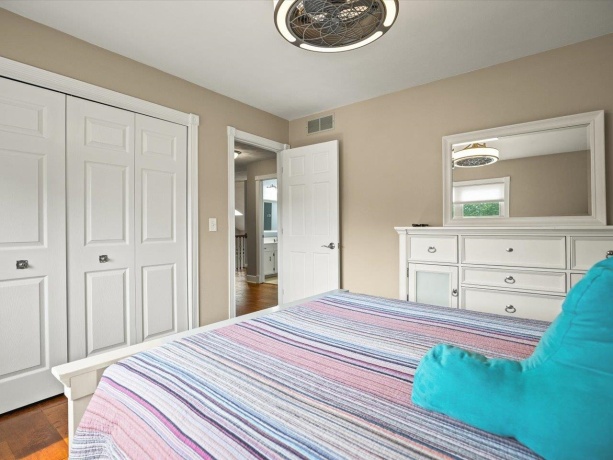 1 GLEN ABBEY, ROCKFORD, Illinois 61107, 3 Bedrooms Bedrooms, ,2 BathroomsBathrooms,House,For Sale,GLEN ABBEY,202603271