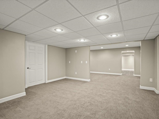 1 GLEN ABBEY, ROCKFORD, Illinois 61107, 3 Bedrooms Bedrooms, ,2 BathroomsBathrooms,House,For Sale,GLEN ABBEY,202603271
