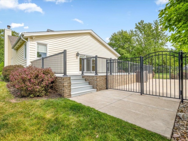 1 GLEN ABBEY, ROCKFORD, Illinois 61107, 3 Bedrooms Bedrooms, ,2 BathroomsBathrooms,House,For Sale,GLEN ABBEY,202603271