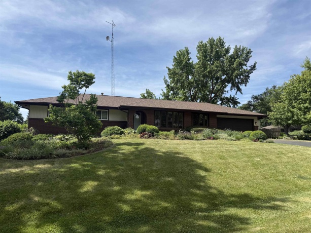 6161 Cathedral, ROCKFORD, Illinois 61109, 3 Bedrooms Bedrooms, ,2 BathroomsBathrooms,House,For Sale,Cathedral,202603282