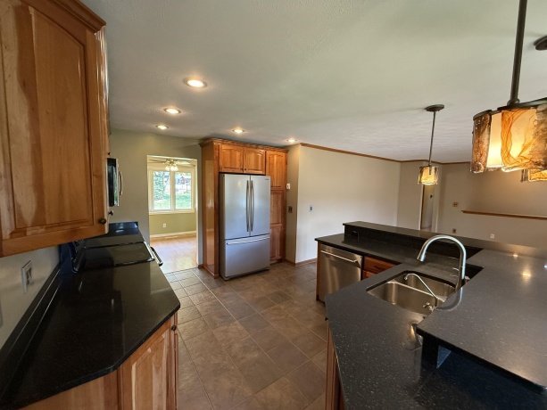 6161 Cathedral, ROCKFORD, Illinois 61109, 3 Bedrooms Bedrooms, ,2 BathroomsBathrooms,House,For Sale,Cathedral,202603282