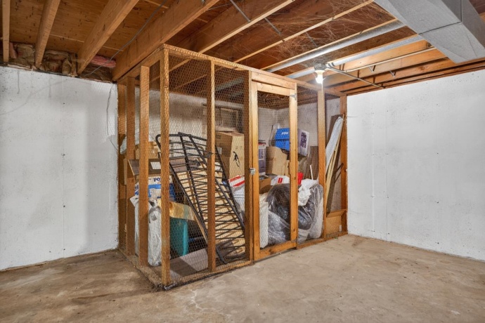 2611 Canterbury, ROCKFORD, Illinois 61101, ,3 - 4 Units,For Sale,Canterbury,202603276