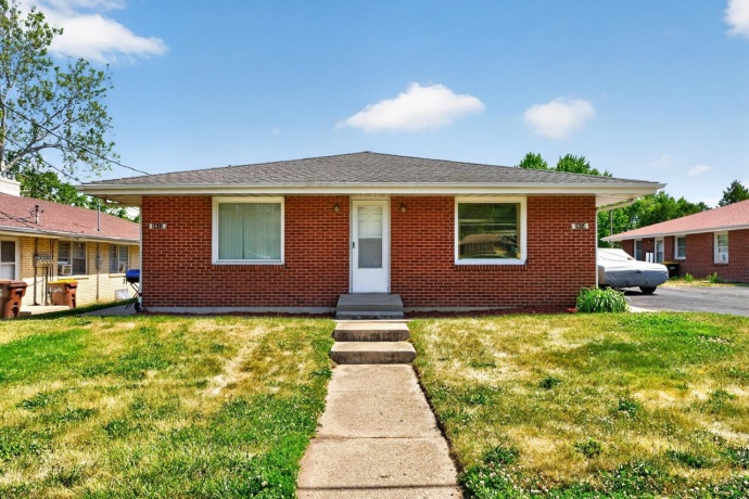 2611 Canterbury, ROCKFORD, Illinois 61101, ,3 - 4 Units,For Sale,Canterbury,202603276