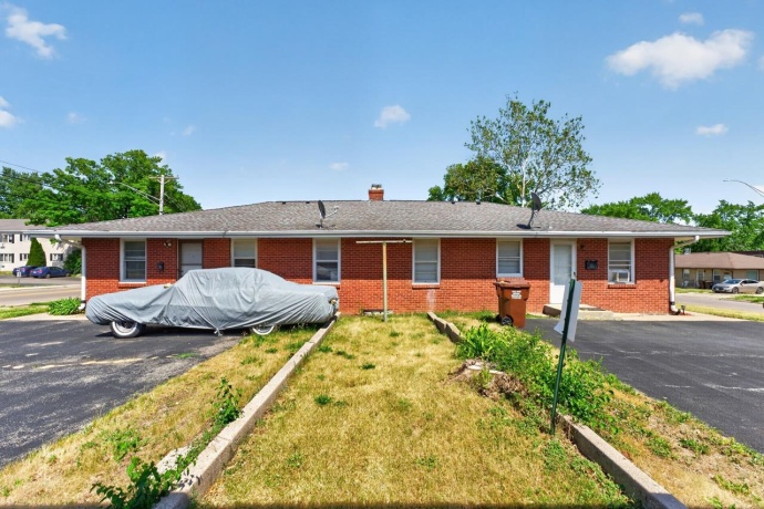 2611 Canterbury, ROCKFORD, Illinois 61101, ,3 - 4 Units,For Sale,Canterbury,202603276