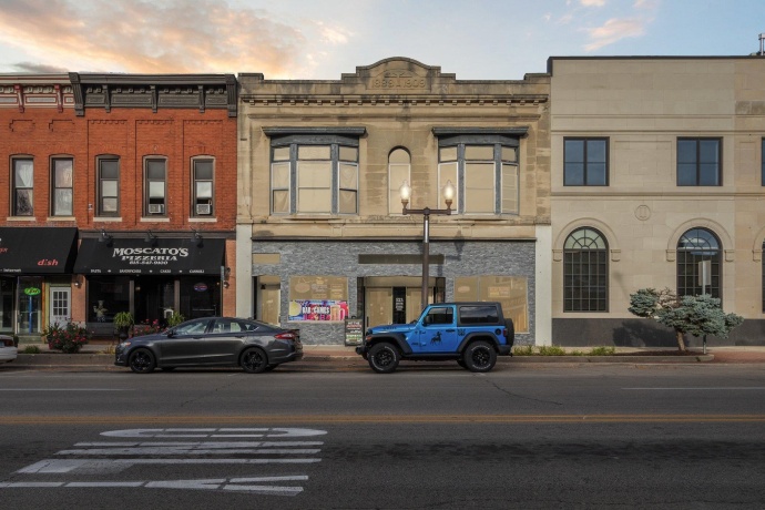 522 State, BELVIDERE, Illinois 61008, ,5+ Units,For Sale,State,202603280