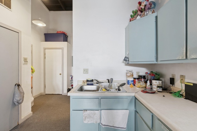 522 State, BELVIDERE, Illinois 61008, ,5+ Units,For Sale,State,202603280