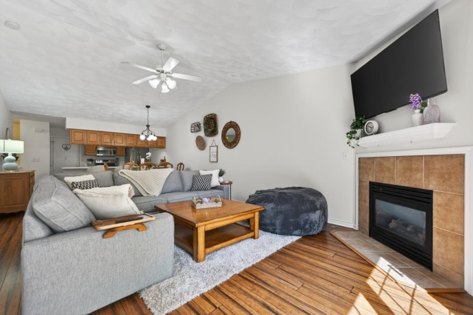 11847 RIVER HILLS, ROCKTON, Illinois 61072, 3 Bedrooms Bedrooms, ,2 BathroomsBathrooms,Condominium,For Sale,RIVER HILLS,202603287