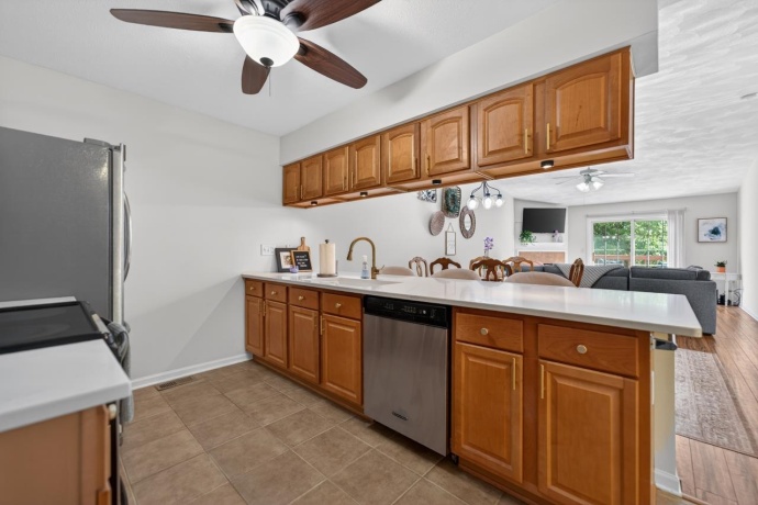 11847 RIVER HILLS, ROCKTON, Illinois 61072, 3 Bedrooms Bedrooms, ,2 BathroomsBathrooms,Condominium,For Sale,RIVER HILLS,202603287