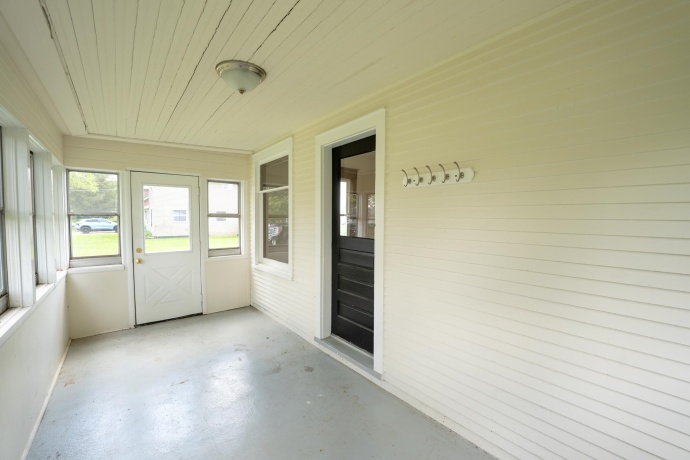 106 School, CHANA, Illinois 61015, 3 Bedrooms Bedrooms, ,1 BathroomBathrooms,House,For Sale,School,202603286