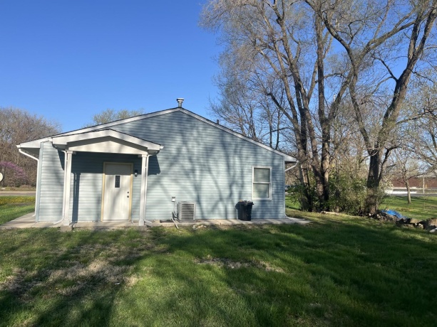 1313 Bloomington, Streator, Illinois 61364, 2 Bedrooms Bedrooms, ,1 BathroomBathrooms,House,For Sale,Bloomington,202603289