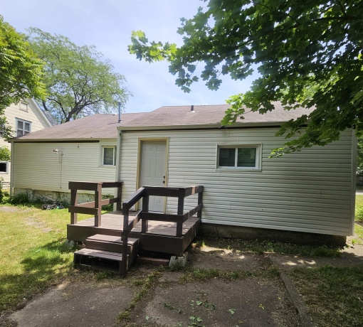 218 OAKWOOD, ROCKFORD, Illinois 61101, 5 Bedrooms Bedrooms, ,1 BathroomBathrooms,House,For Sale,OAKWOOD,202603290