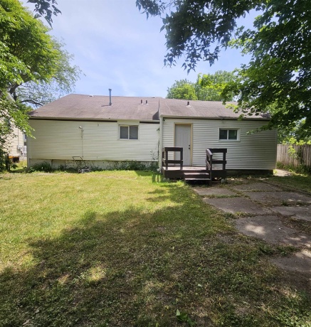 218 OAKWOOD, ROCKFORD, Illinois 61101, 5 Bedrooms Bedrooms, ,1 BathroomBathrooms,House,For Sale,OAKWOOD,202603290