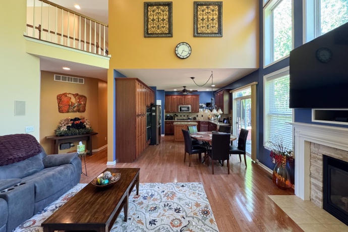 702 Hampton, LOVES PARK, Illinois 61111, 5 Bedrooms Bedrooms, ,3 BathroomsBathrooms,House,For Sale,Hampton,202603291